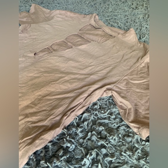 Deep-V Neck Tee - Picture 6 of 8